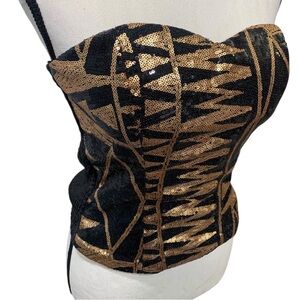 ▪️Body Central black and gold sequined strapless top▪️
